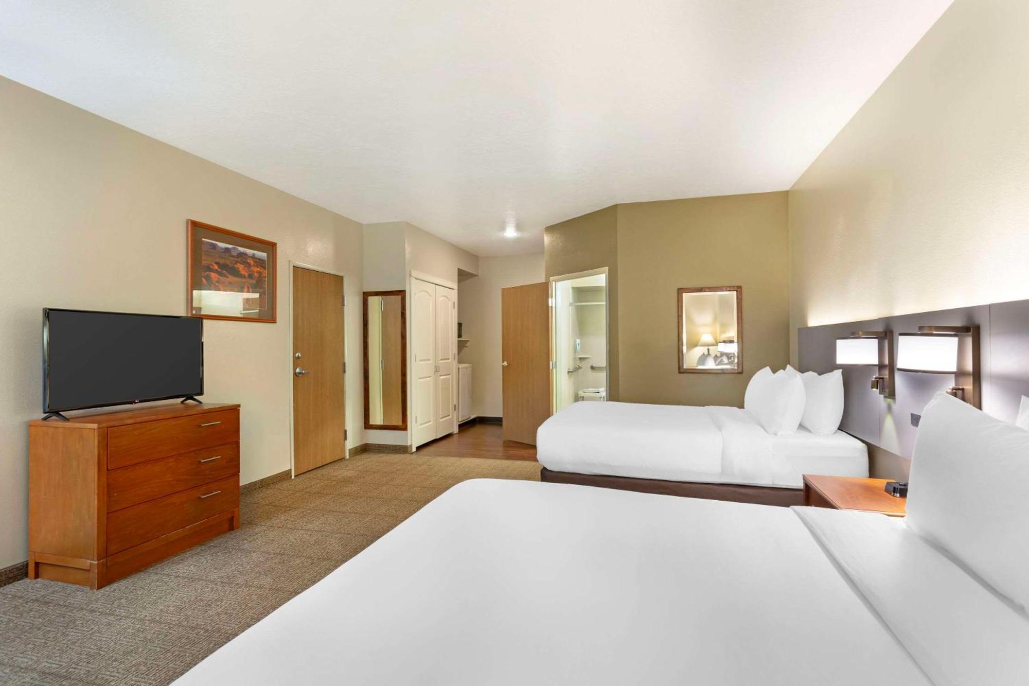 Comfort I-70 Inn
