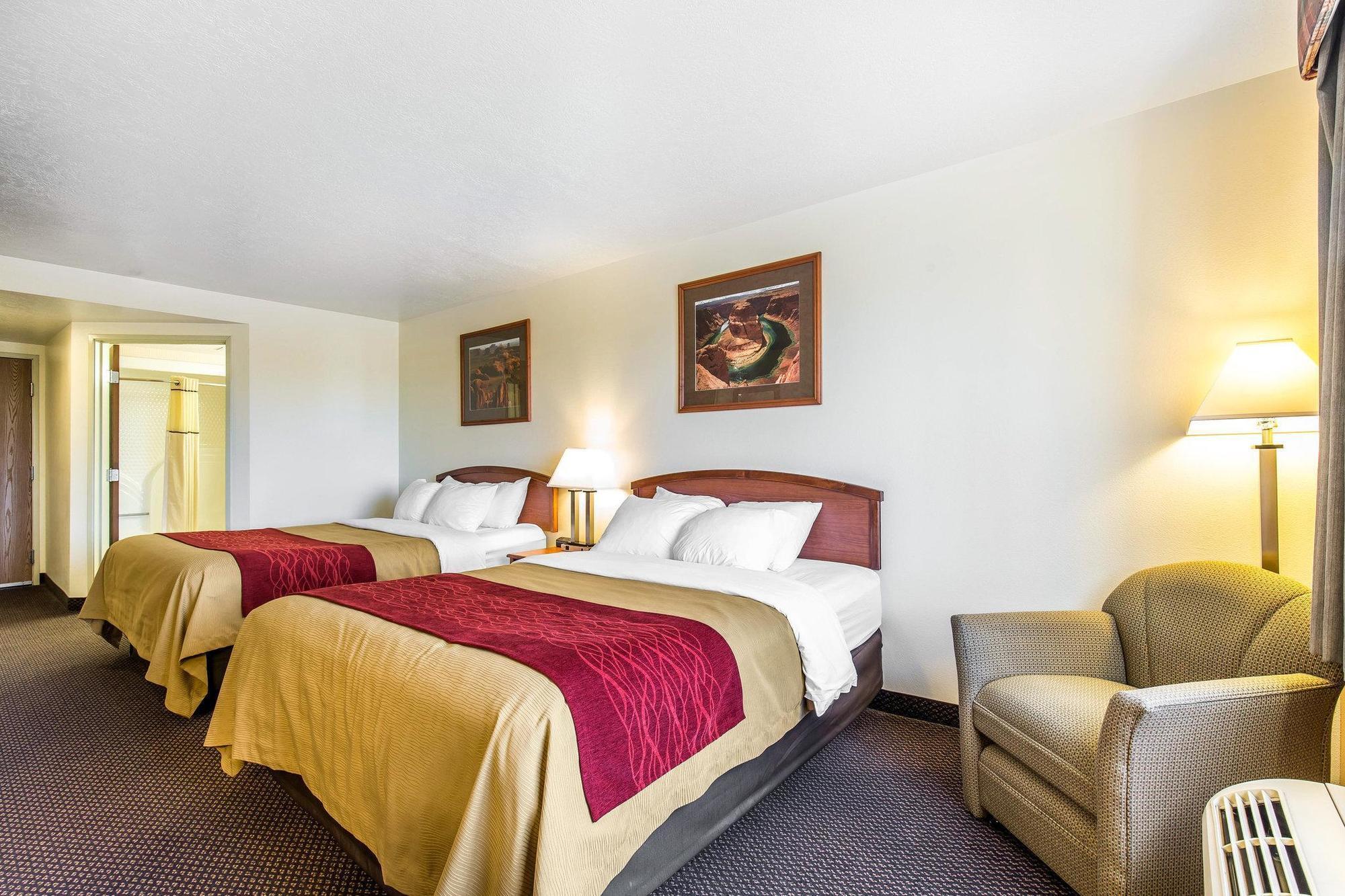 Comfort I-70 Inn