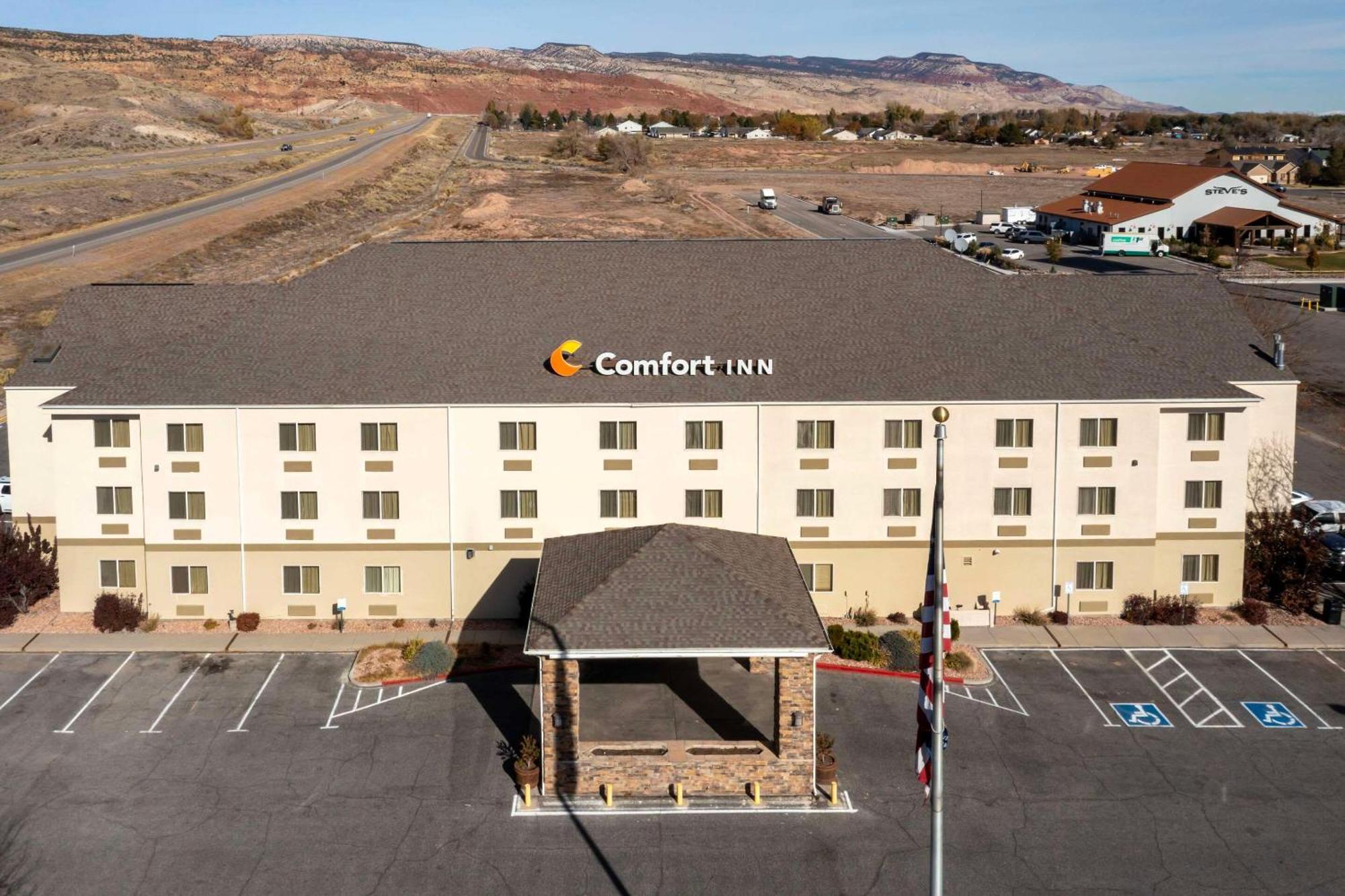 Comfort I-70 Inn 3*
